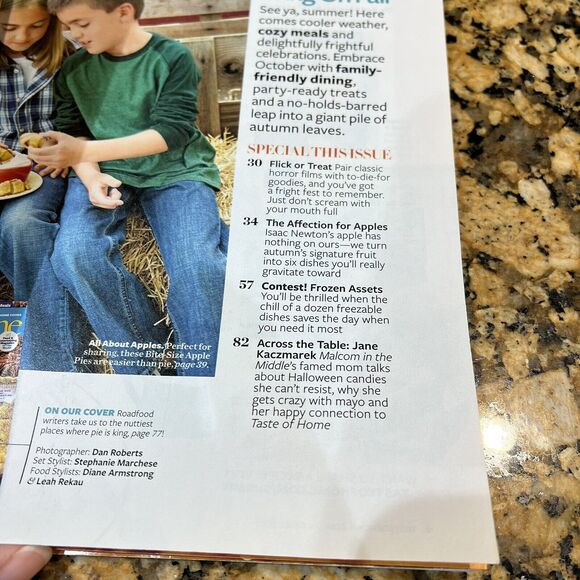 Lot Of Taste Of Homes Cooking Back Issues Recipes Magazines 2011 set Of 6 - Picture 15 of 16